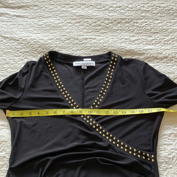 Elegant LBD w/crossover neckline & faux wrap skirt w/gold stud detail. - Picture 10 of 14